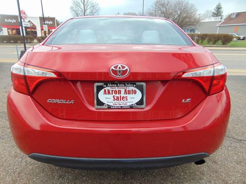 Used 2015 Toyota Corolla LE image 34