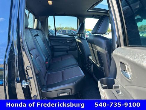 Certified 2025 Honda Ridgeline Black Edition image 35