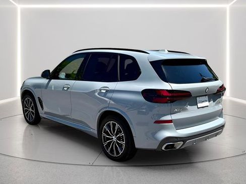 Used 2026 BMW X5 xDrive40i AWD/4WD image 3