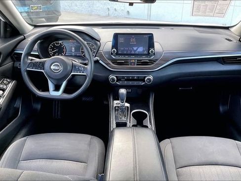 Certified 2023 Nissan Altima 2.5 SV image 15