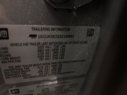 Used 2025 Chevrolet Silverado 1500 LT w/ Protection Package image 13