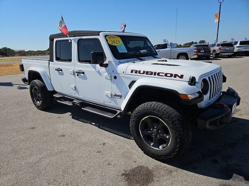 Used 2023 Jeep Gladiator Rubicon w/ Cold Weather Group AWD/4WD image 10
