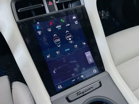 New 2024 Porsche Taycan Turbo image 23