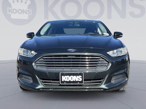 Used 2015 Ford Fusion SE image 11