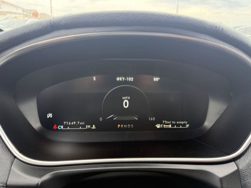 Used 2020 Lincoln Nautilus Premier AWD/4WD image 3