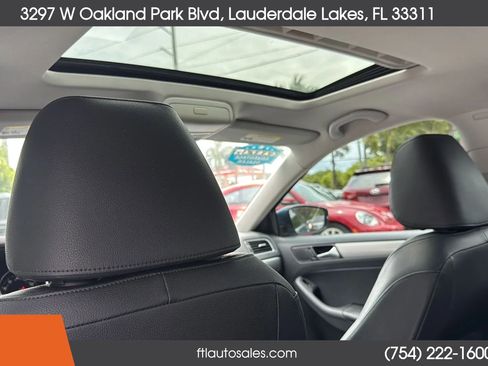 Used 2017 Volkswagen Jetta SE FWD image 26