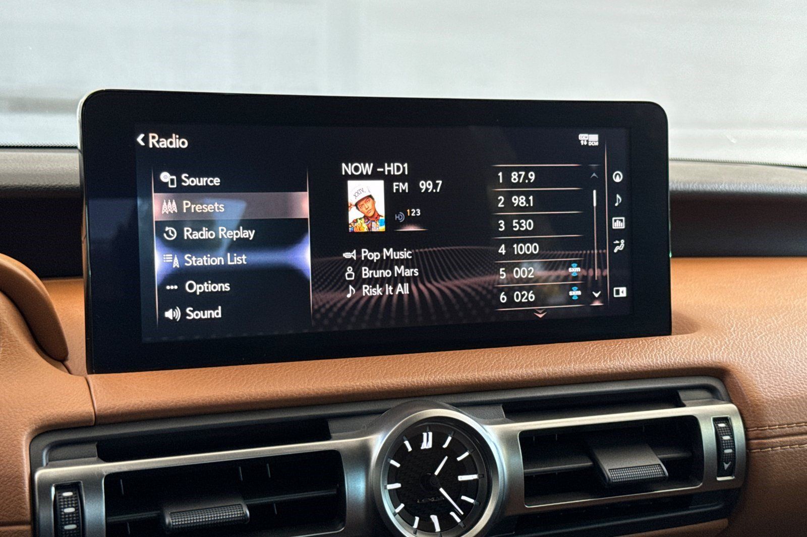 Certified 2022 Lexus IS 300 w/ Premium Package RWD image 23