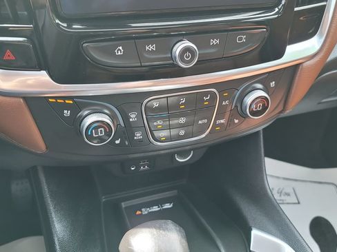 Used 2021 Chevrolet Traverse High Country AWD/4WD image 22