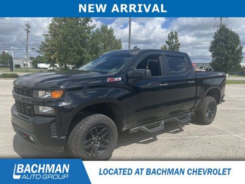 Used 2022 Chevrolet Silverado 1500 Custom Trail Boss AWD/4WD image 4