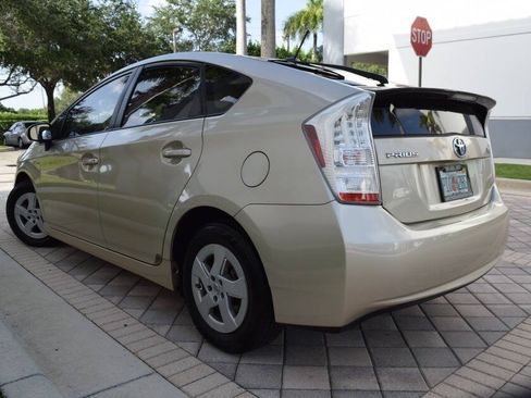 Used 2010 Toyota Prius FWD image 5