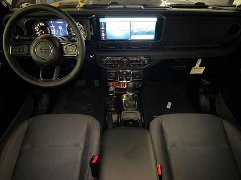 New 2026 Jeep Wrangler Unlimited Rubicon image 12