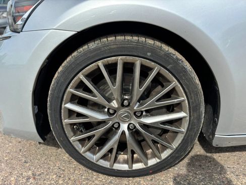Used 2017 Lexus IS 200t RWD image 32