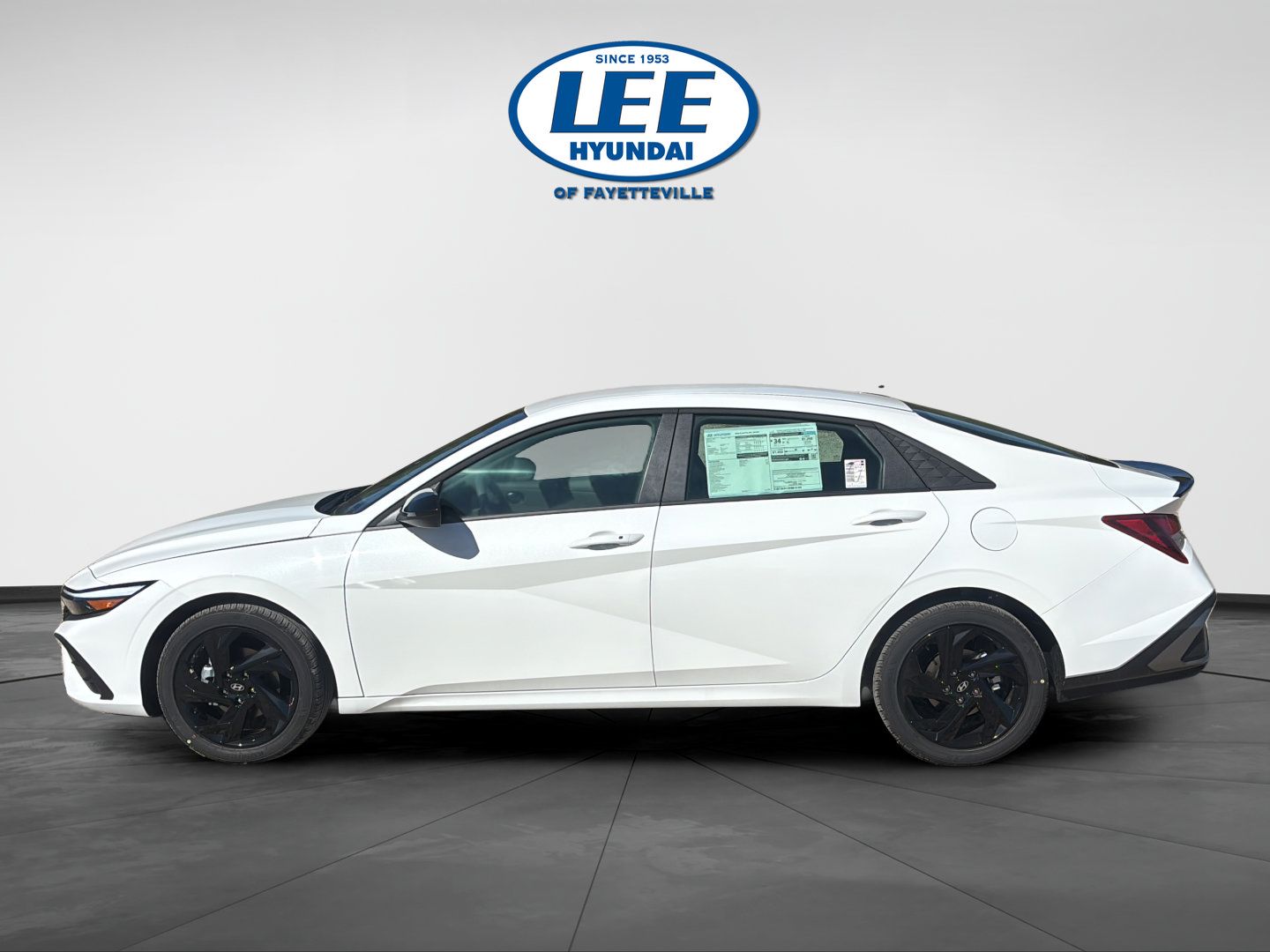 Certified 2026 Hyundai Elantra Sport w/ Cargo Package FWD image 4