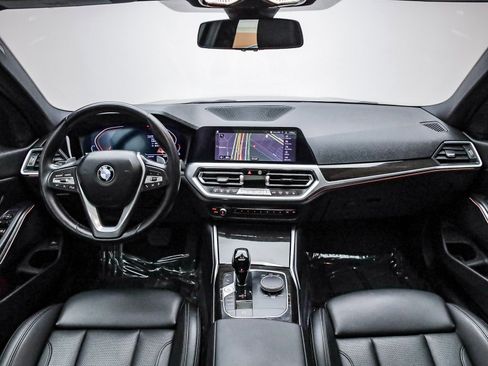 Certified 2022 BMW 330i Sedan w/ Convenience Package image 13
