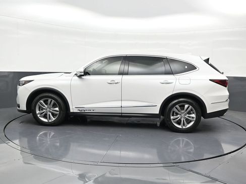 Used 2025 Acura MDX SH-AWD image 2