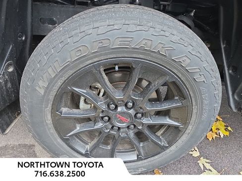 Used 2023 Toyota Tundra 1794 Edition image 5