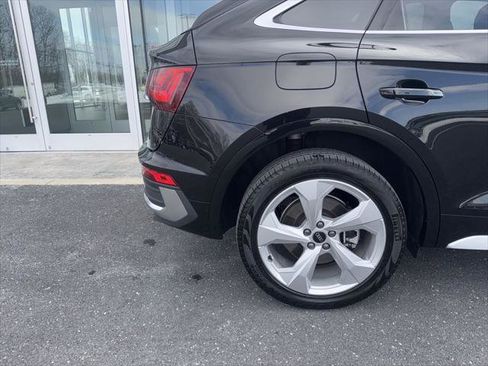 Used 2025 Audi Q5 2.0T Premium Plus w/ Premium Plus Package AWD/4WD image 10