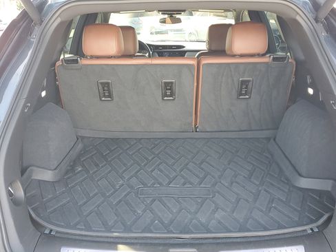 Used 2020 Cadillac XT5 Premium Luxury image 7