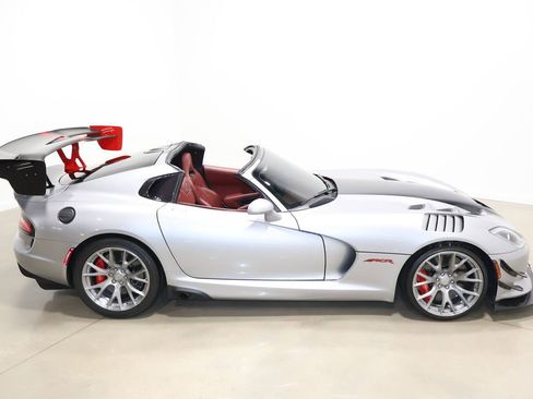 Used 2017 Dodge Viper GTC w/ ACR Package image 56
