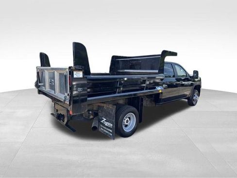 Used 2022 GMC Sierra 3500 Pro w/ Convenience Package AWD/4WD image 4