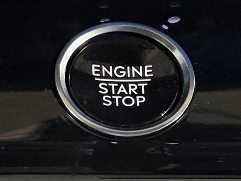 New 2026 Lincoln Navigator Premiere AWD/4WD image 88