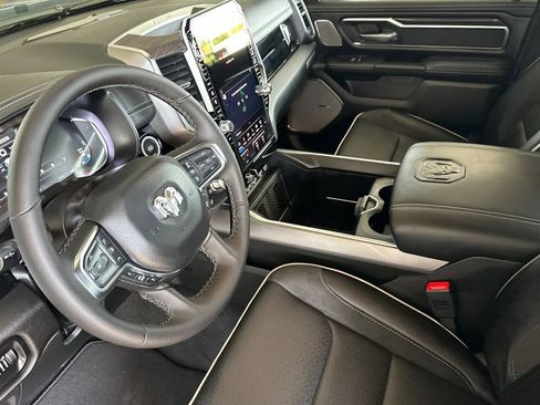 New 2026 RAM 1500 Laramie AWD/4WD image 9