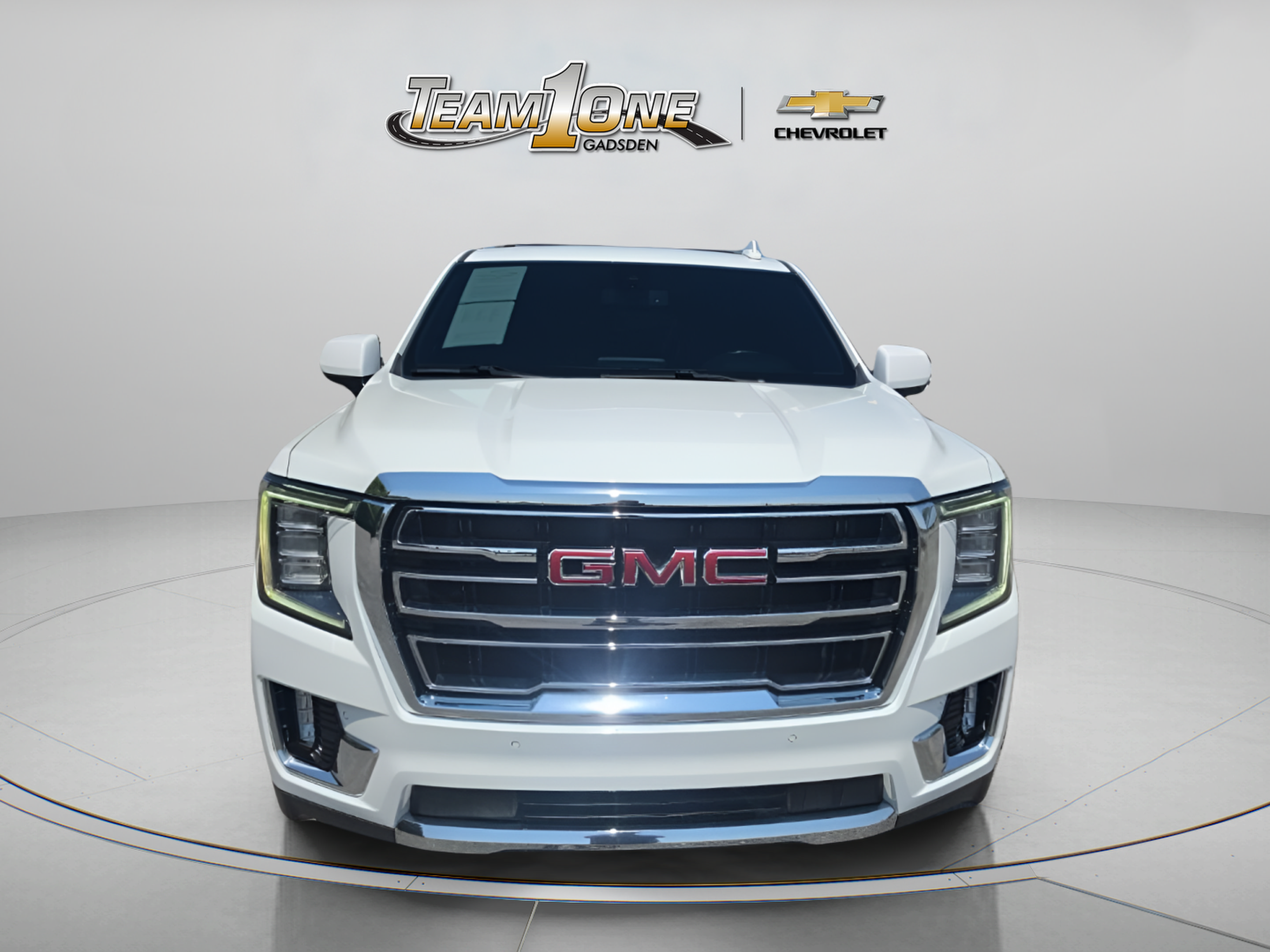 Used 2021 GMC Yukon XL SLT AWD/4WD image 2