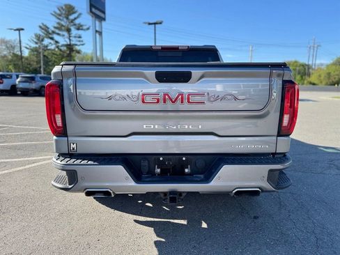 Certified 2022 GMC Sierra 1500 Denali w/ Denali Premium Package AWD/4WD image 6