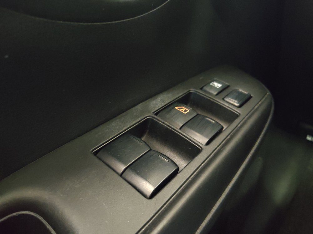Used 2019 Nissan Versa SV FWD image 27