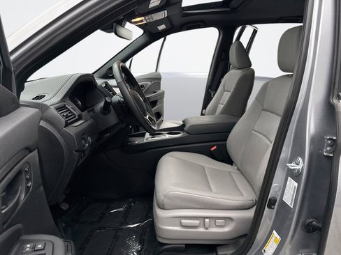 Used 2024 Honda Passport EX-L image 11
