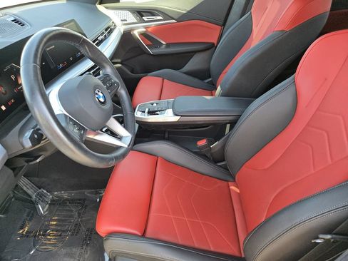 Used 2023 BMW X1 xDrive28i AWD/4WD image 14