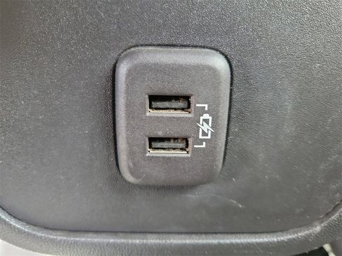 Used 2022 Chevrolet Equinox LS w/ LS Convenience Package image 13