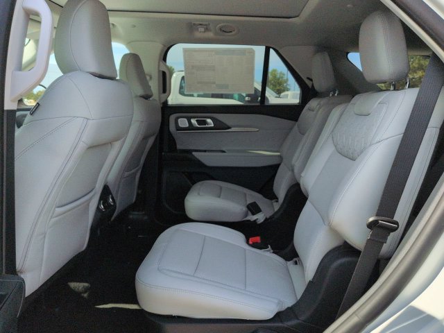 New 2026 Ford Explorer Platinum w/ LUX Leather Package AWD/4WD image 14