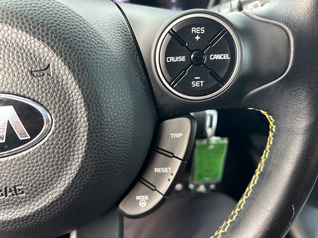 Used 2016 Kia Soul + w/ Designer's Package FWD image 19