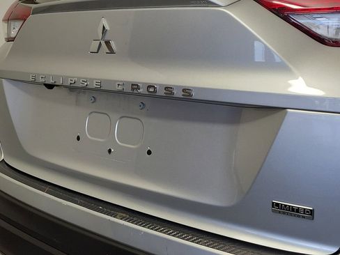 Used 2023 Mitsubishi Eclipse Cross LE AWD/4WD image 8