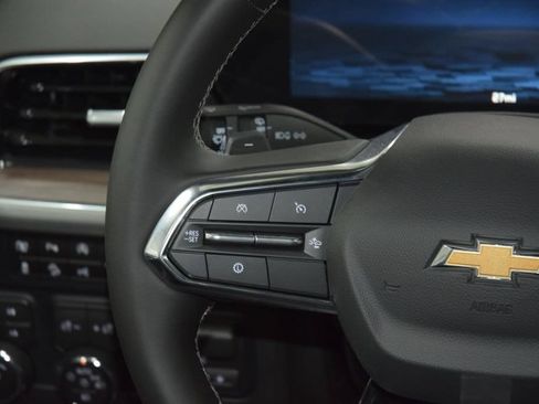 New 2026 Chevrolet Suburban Premier AWD/4WD image 38