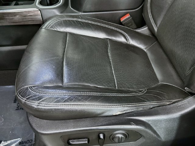 Used 2020 Chevrolet Silverado 2500 LTZ w/ LTZ Convenience Package AWD/4WD image 18