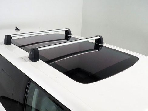 Used 2025 Volkswagen ID. Buzz 1st Edition image 5