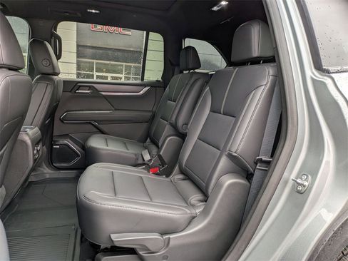 New 2025 GMC Acadia Elevation w/ Elevation Premium Package image 10