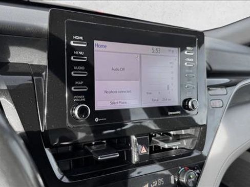 Used 2023 Toyota Camry SE image 13
