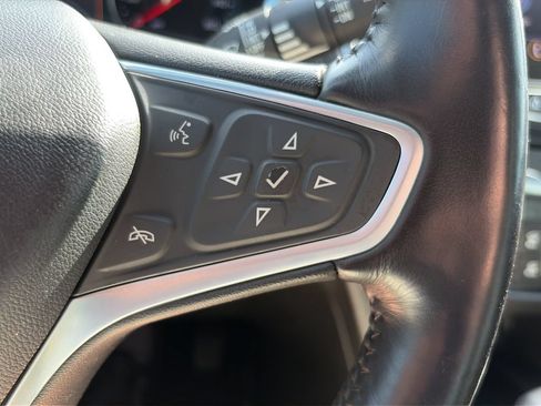 Used 2022 Chevrolet Equinox Premier FWD image 23