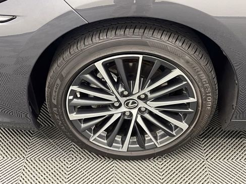 Certified 2025 Lexus ES 300h w/ Premium Package FWD image 21