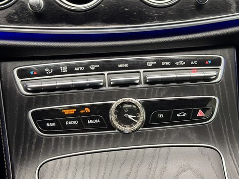 Used 2019 Mercedes-Benz E 300 w/ Premium 1 Package image 10
