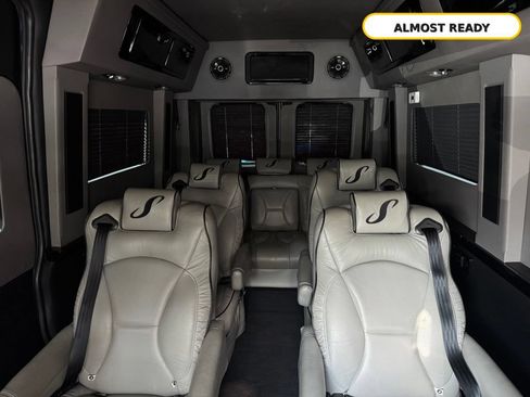Used 2015 RAM ProMaster 2500 w/ Premium Appearance Group FWD image 1