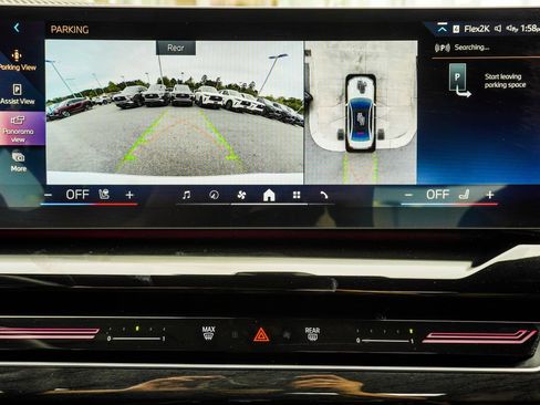 Used 2026 BMW 530i xDrive w/ Premium Package AWD/4WD image 30