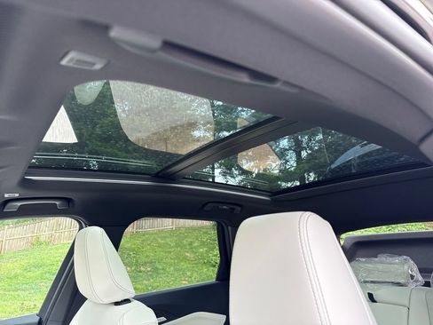 New 2026 BMW X1 xDrive28i w/ Technology Package AWD/4WD image 19