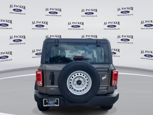 New 2025 Ford Bronco image 4