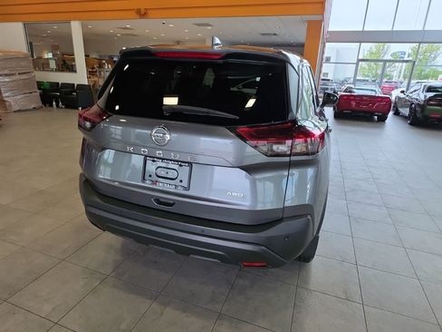 Used 2021 Nissan Rogue S AWD/4WD image 12