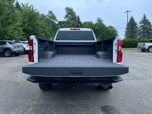 Used 2025 Chevrolet Silverado 2500 W/T w/ Snow Plow Prep/Camper Package AWD/4WD image 23