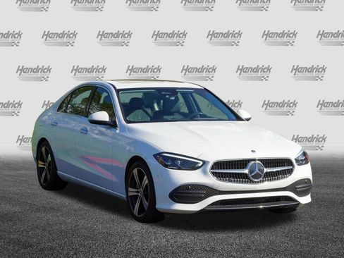 Used 2022 Mercedes-Benz C 300 Sedan image 2